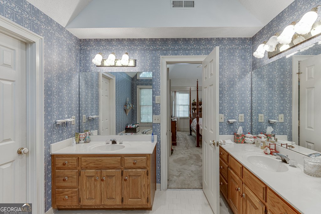 711 Belgrave Lane Tucker - 35
