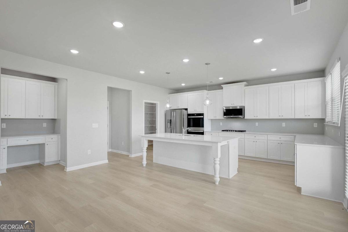 932 Melville Drive Stockbridge - 16