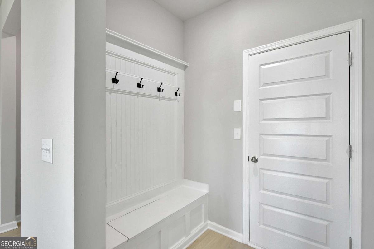 932 Melville Drive Stockbridge - 27