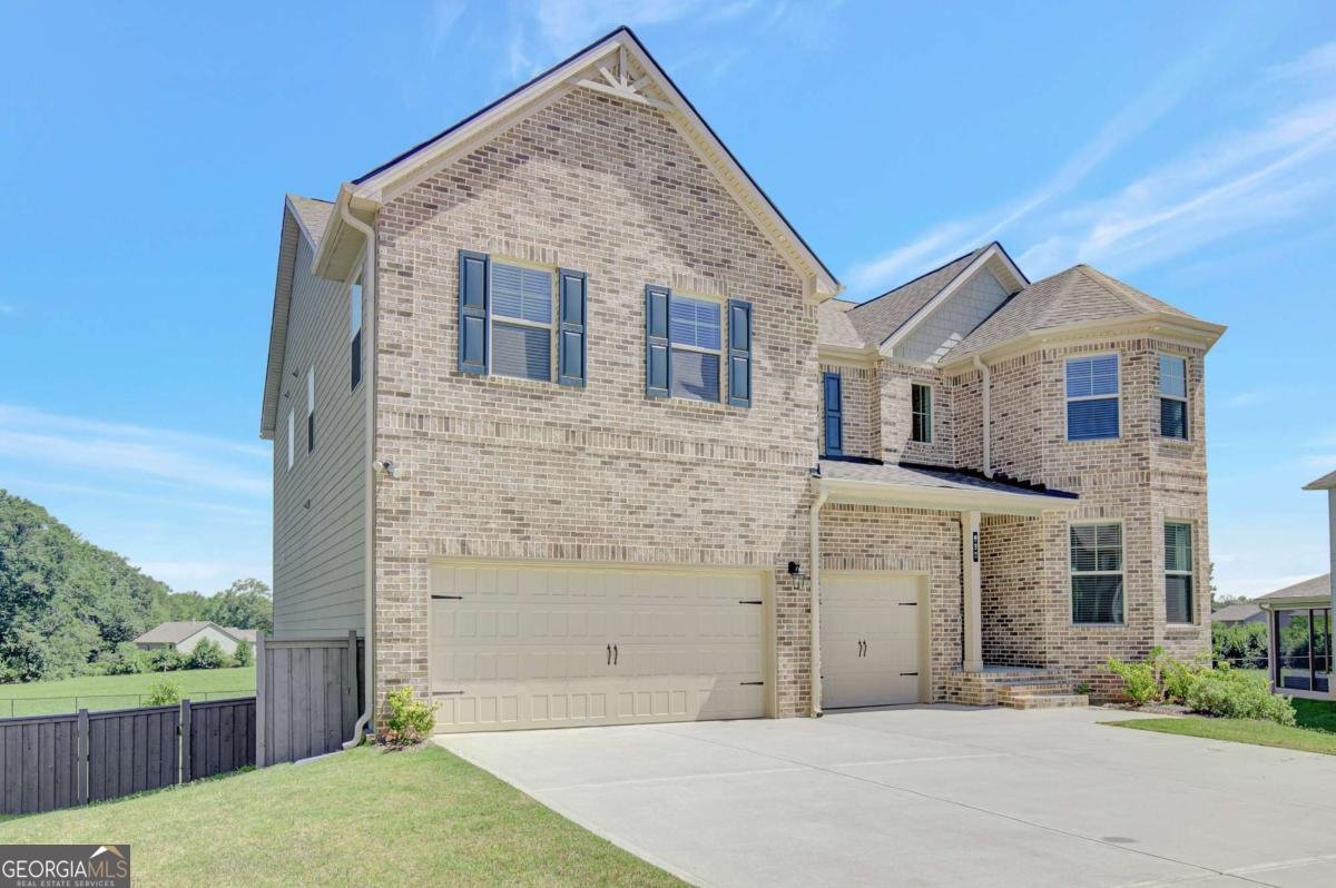 932 Melville Drive Stockbridge - 3