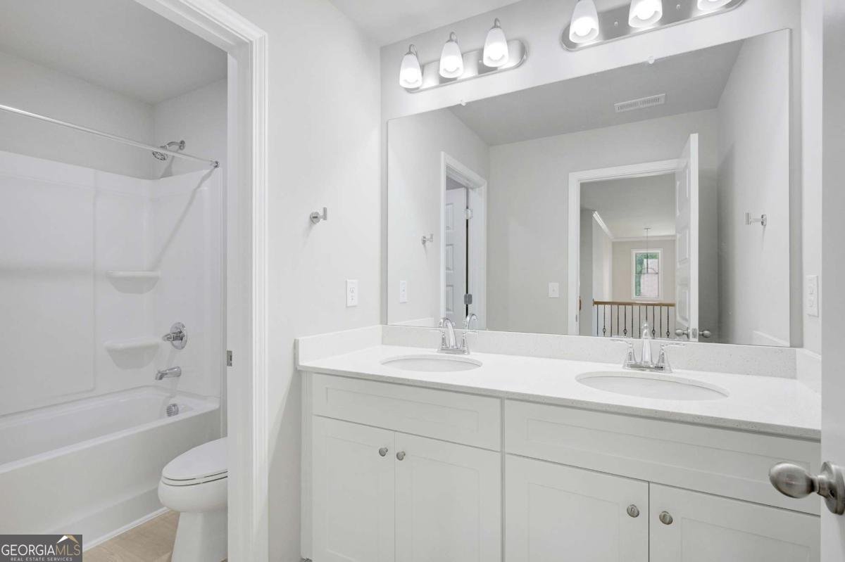 932 Melville Drive Stockbridge - 44
