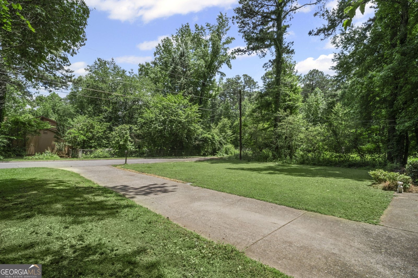 539 Karen Drive Alpharetta - 2