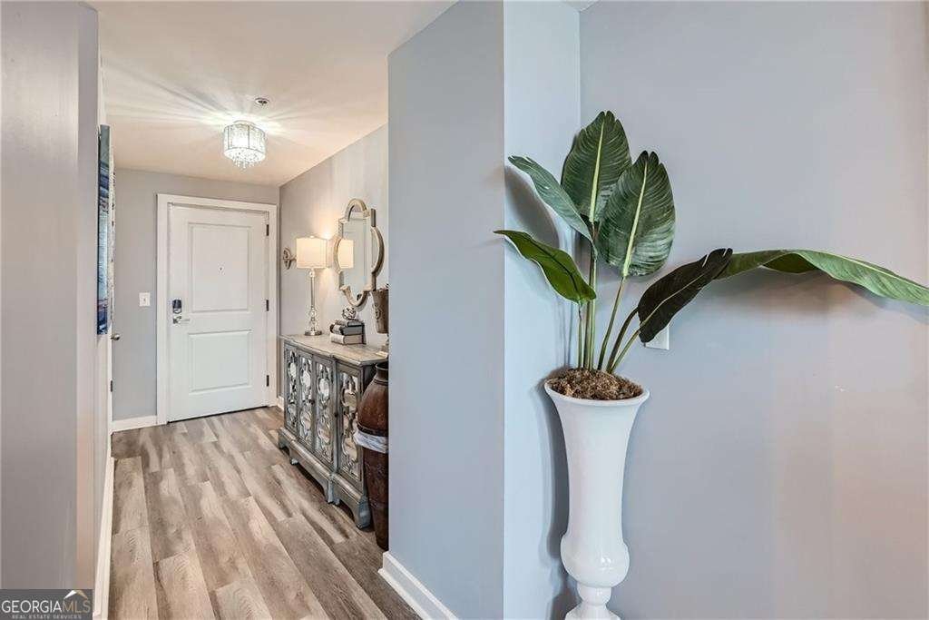 3338 Peachtree Road Atlanta - 4