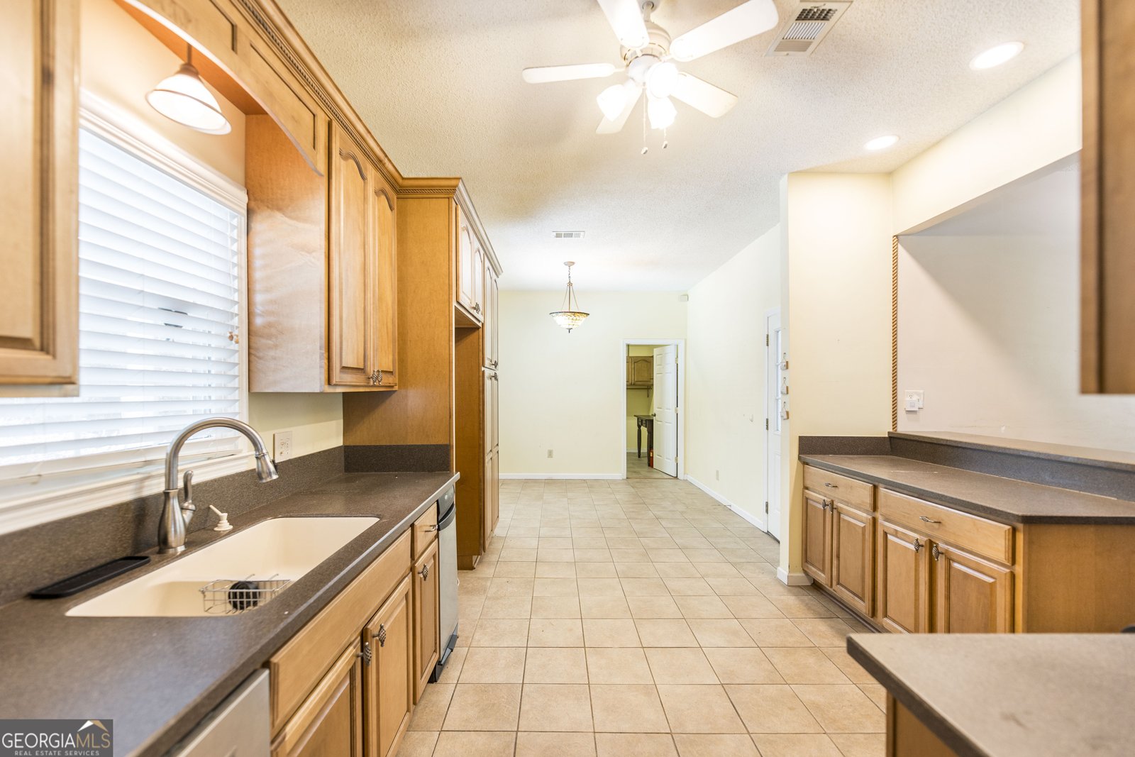 5828 Green Hill Drive Macon - 11