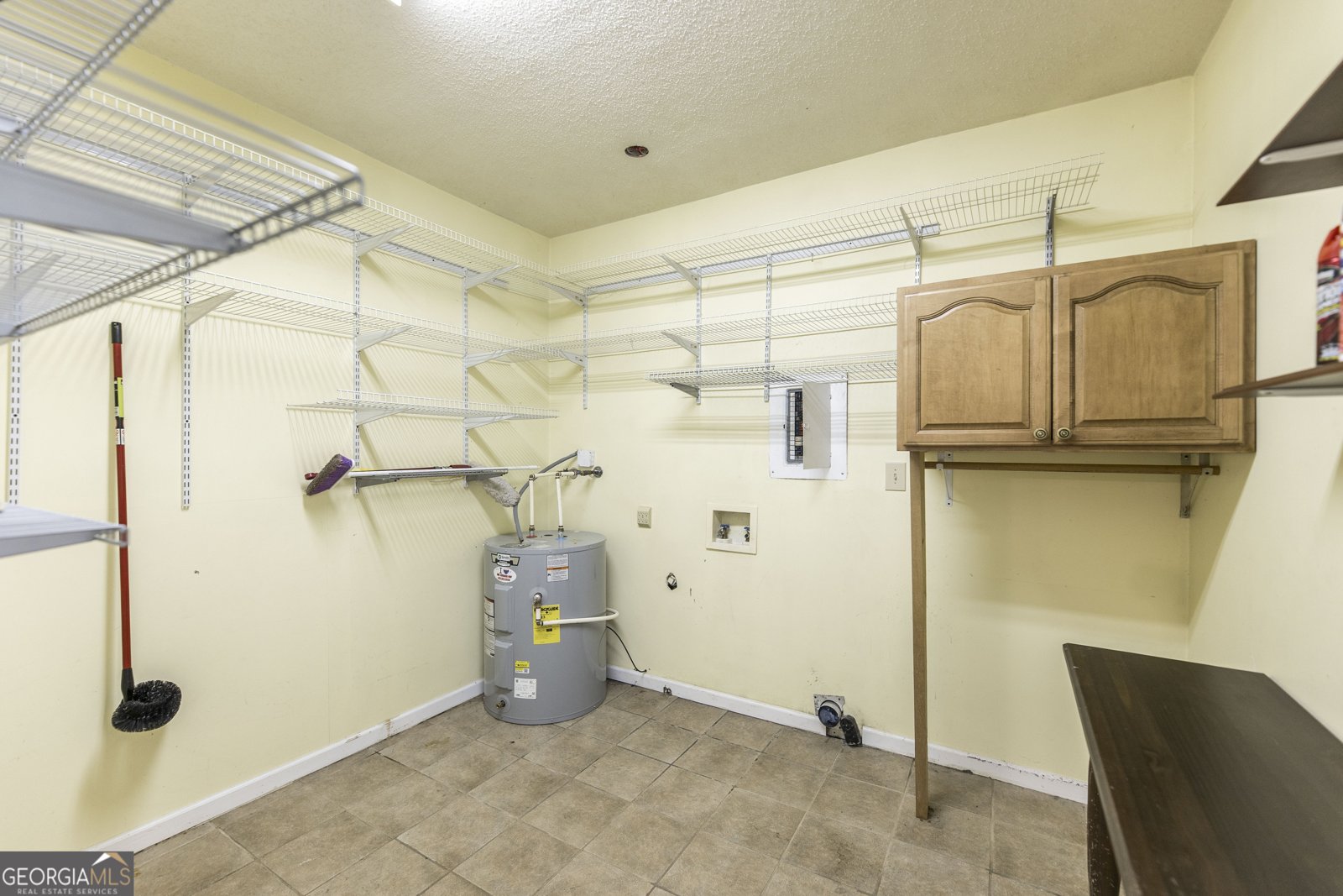5828 Green Hill Drive Macon - 16