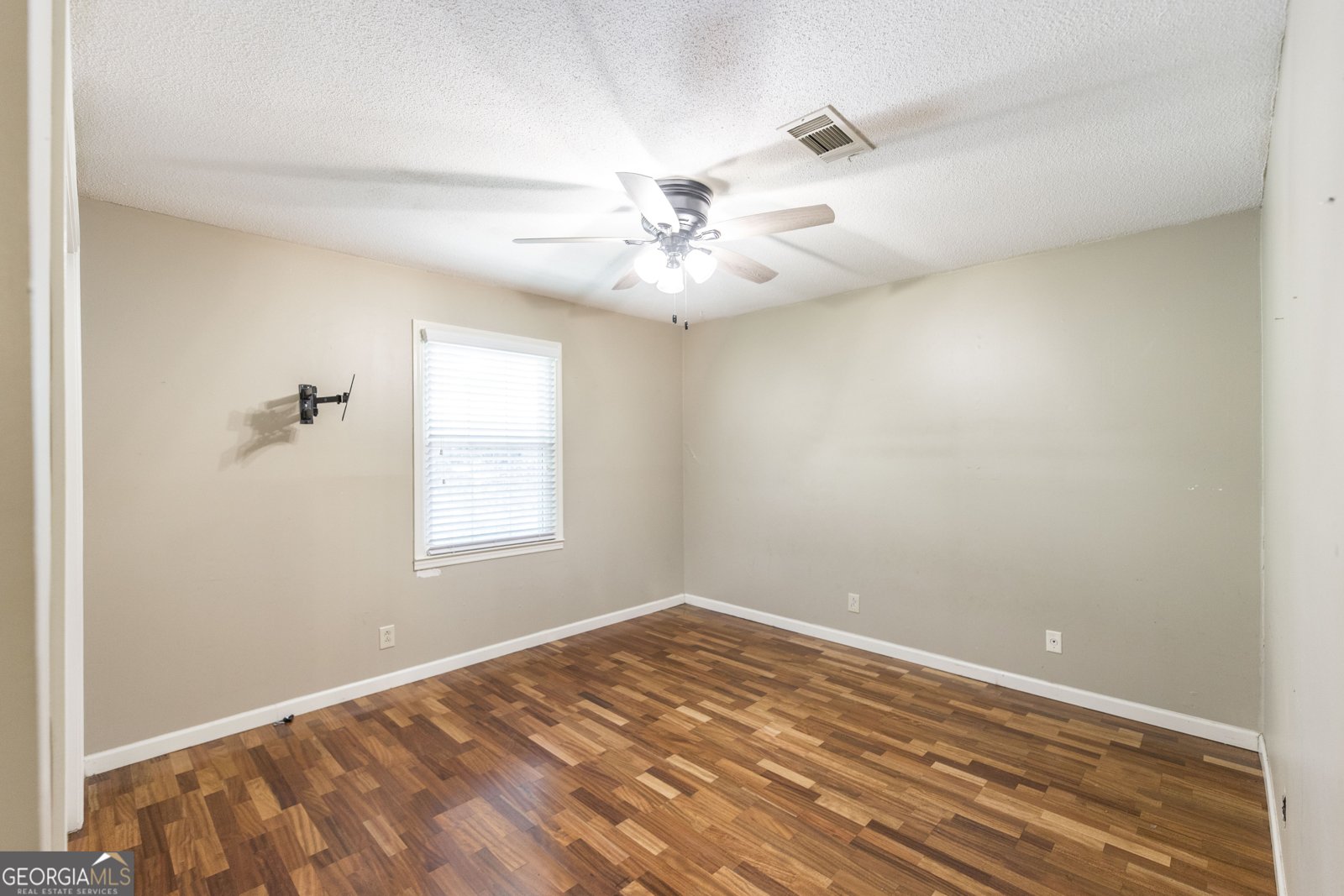 5828 Green Hill Drive Macon - 24