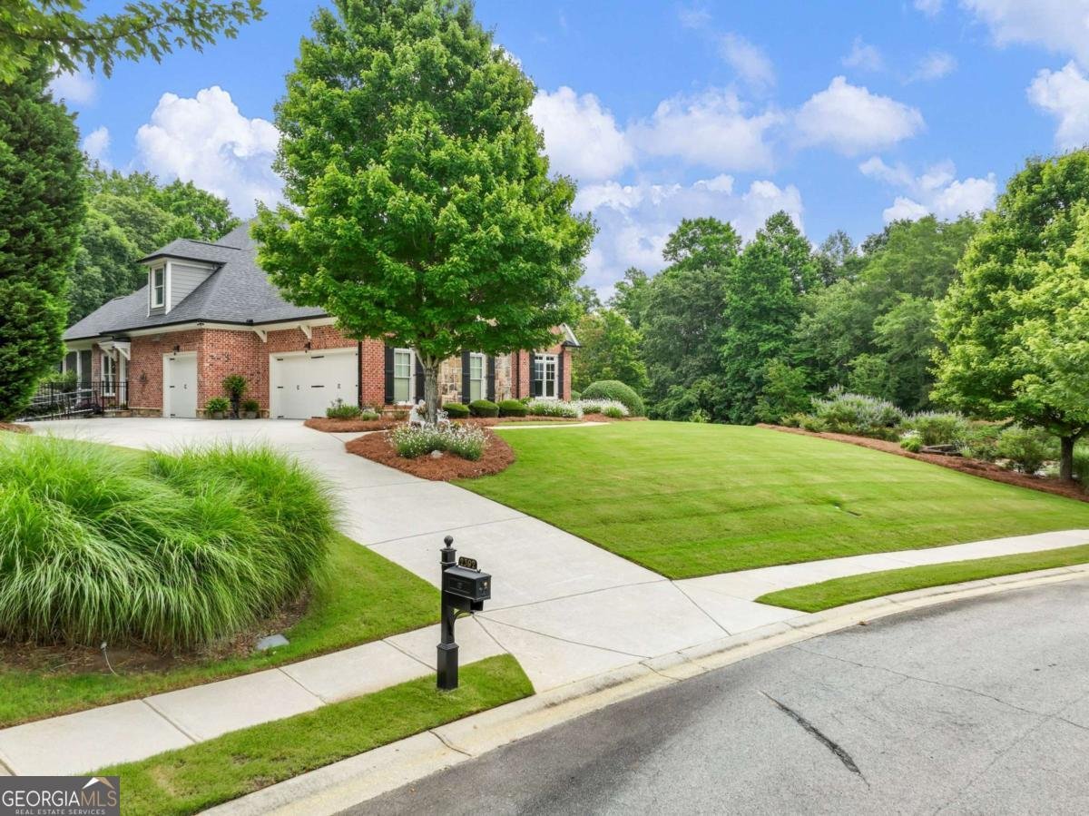 2392 Crimson King Drive Braselton - 64