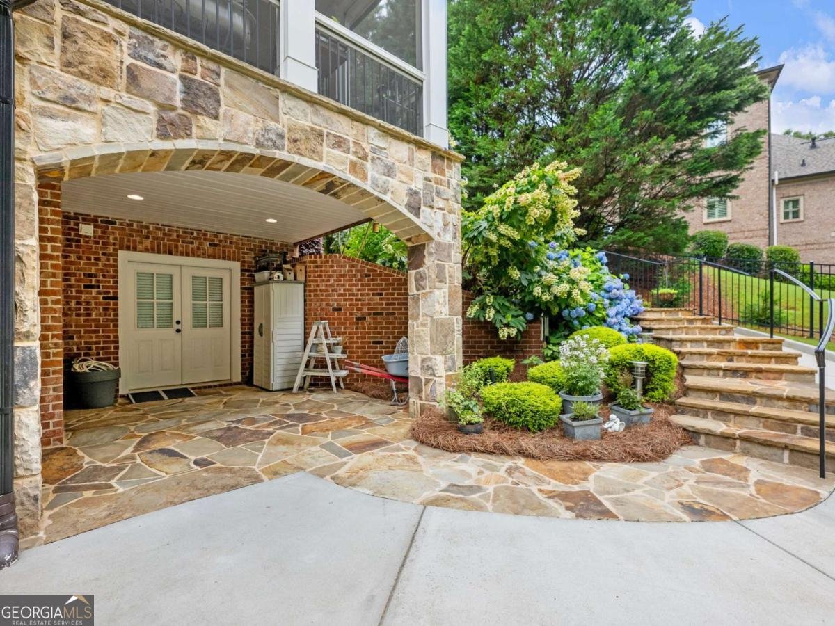 2392 Crimson King Drive Braselton - 69