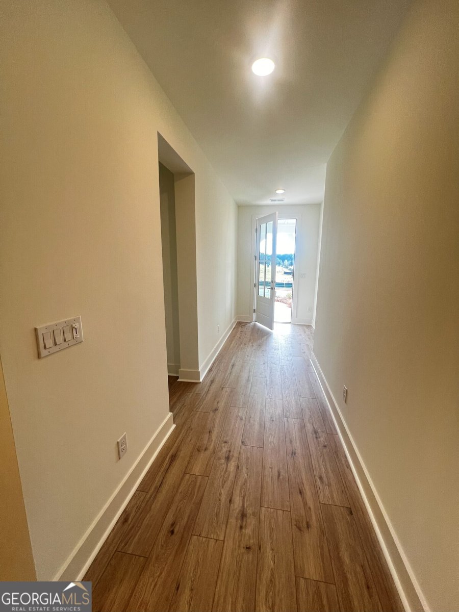 580 Barnfield Way Dallas - 9