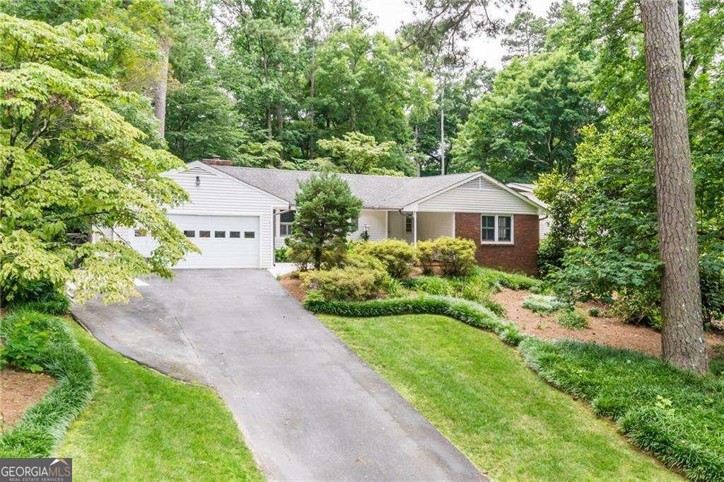 680 Carriage Drive Atlanta - 5