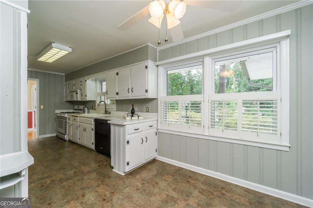 680 Carriage Drive Atlanta - 8