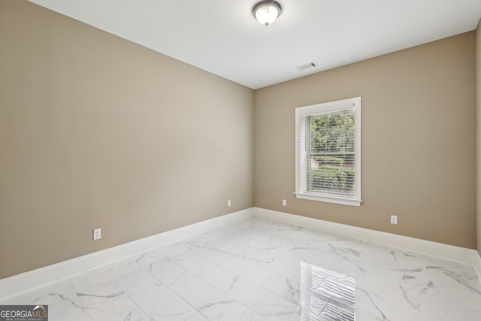 3705 Williams Point Drive Cumming - 37