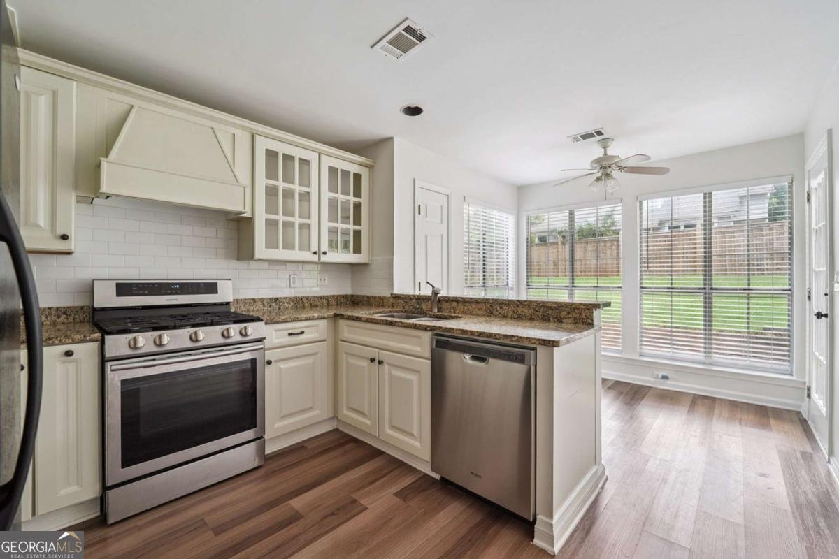 645 Ruxbury Court Suwanee - 12
