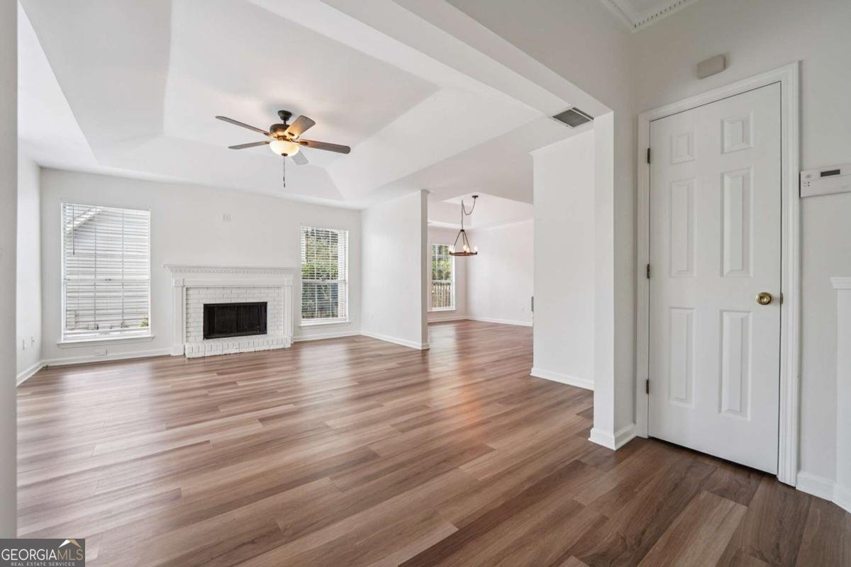 645 Ruxbury Court Suwanee - 4