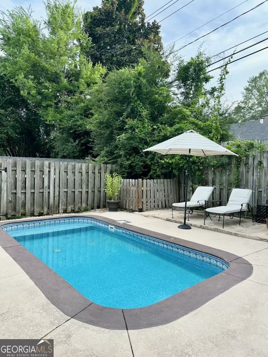 1557 18th Avenue Columbus - 18