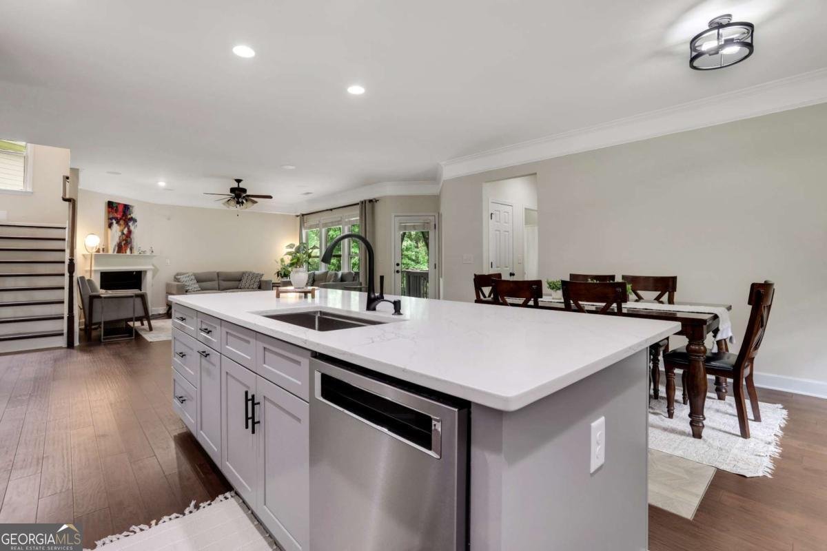 1105 Sterling Brooke Drive Alpharetta - 14