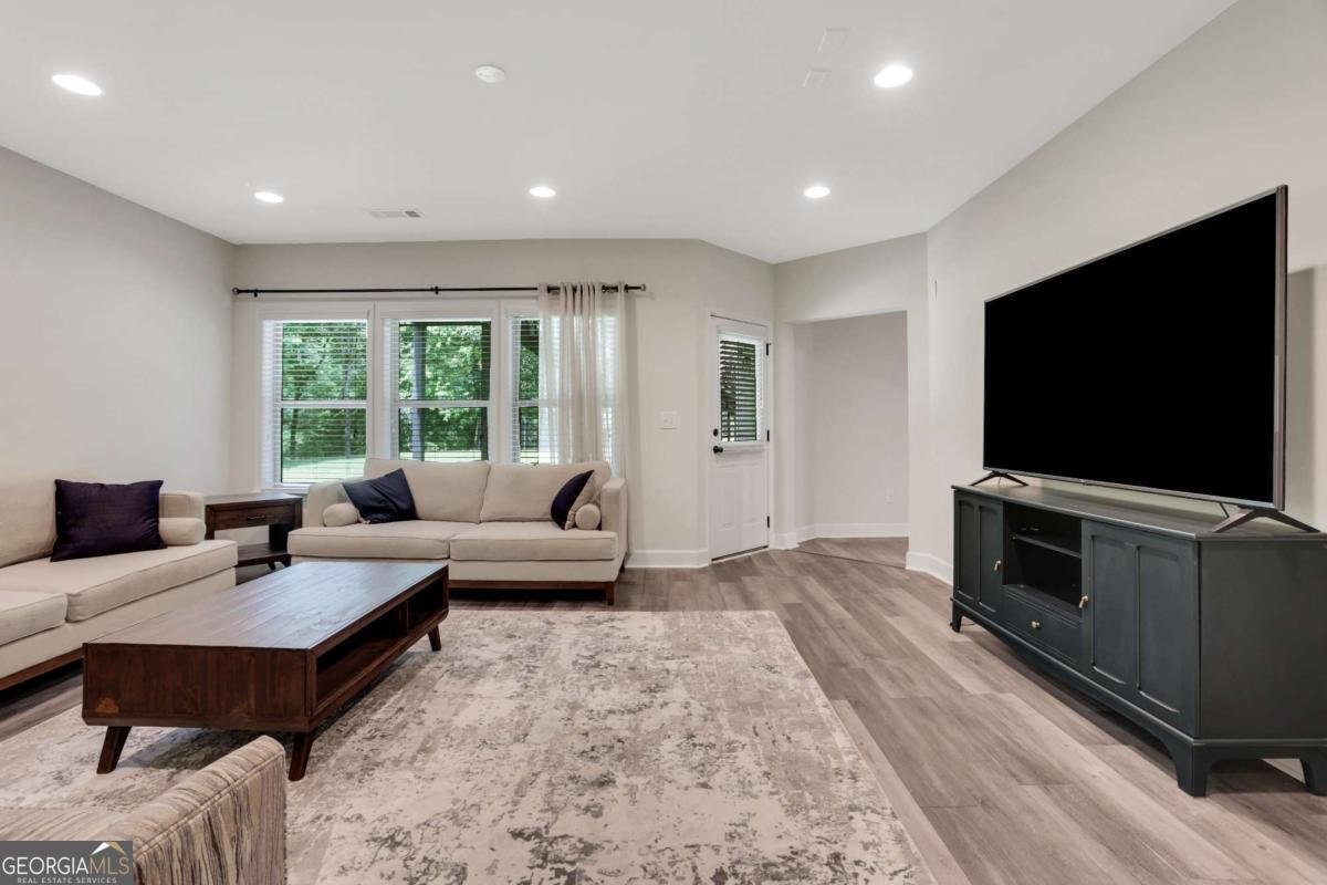 1105 Sterling Brooke Drive Alpharetta - 41