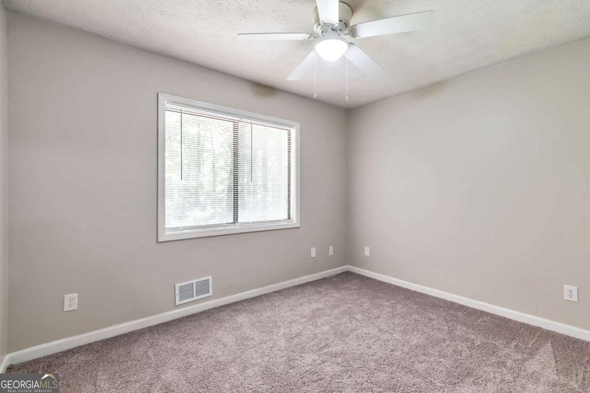 5215 Mainstreet Park Drive Stone Mountain - 24