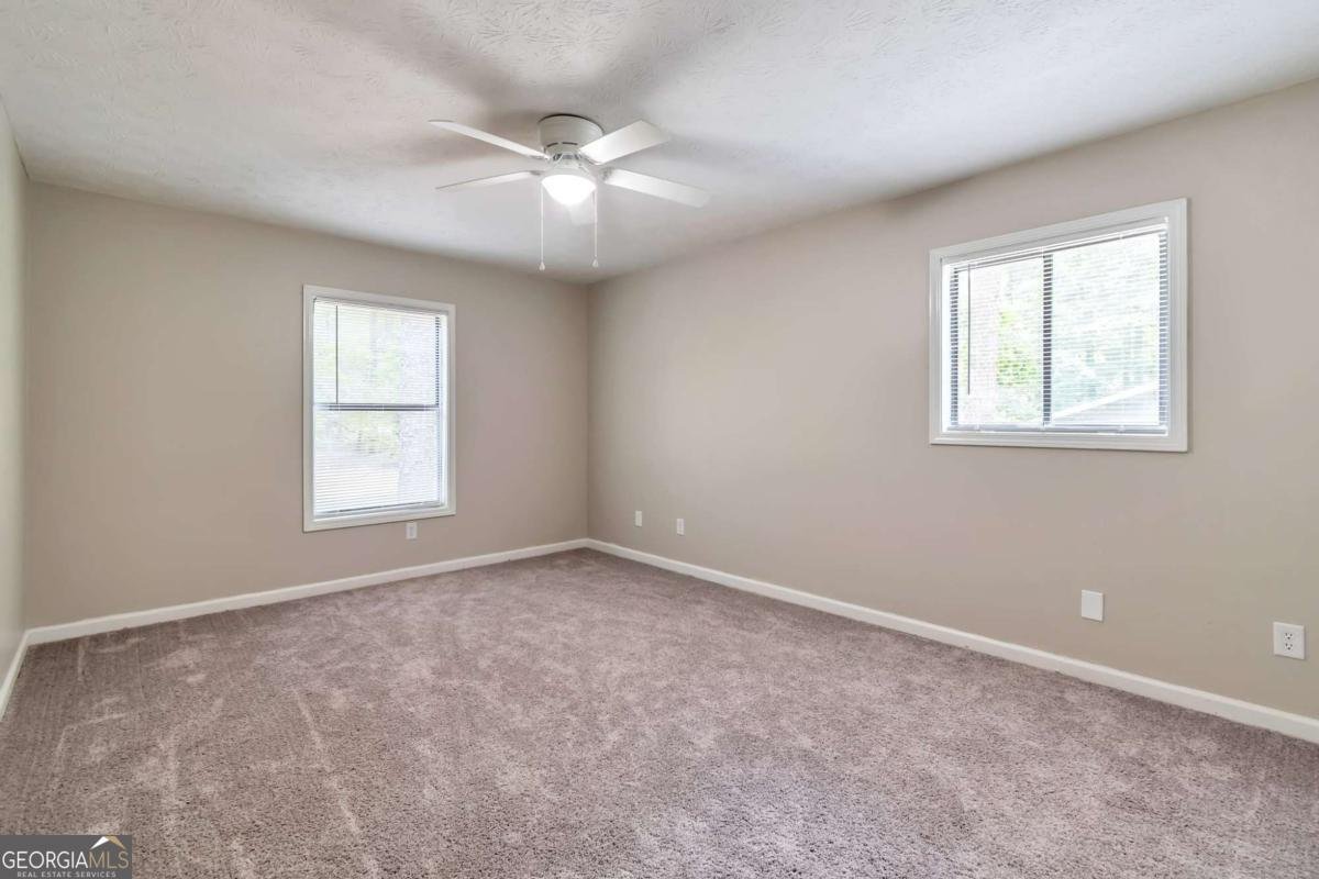 5215 Mainstreet Park Drive Stone Mountain - 27