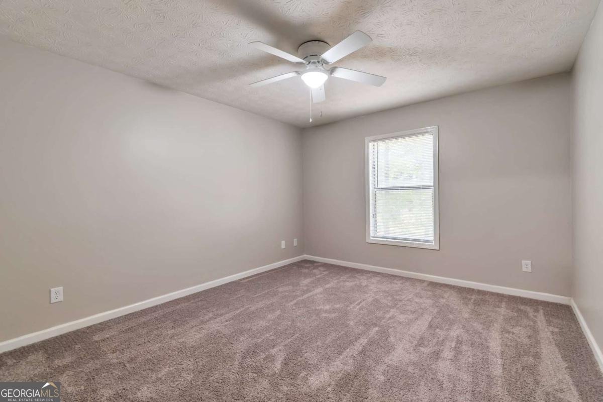 5215 Mainstreet Park Drive Stone Mountain - 29