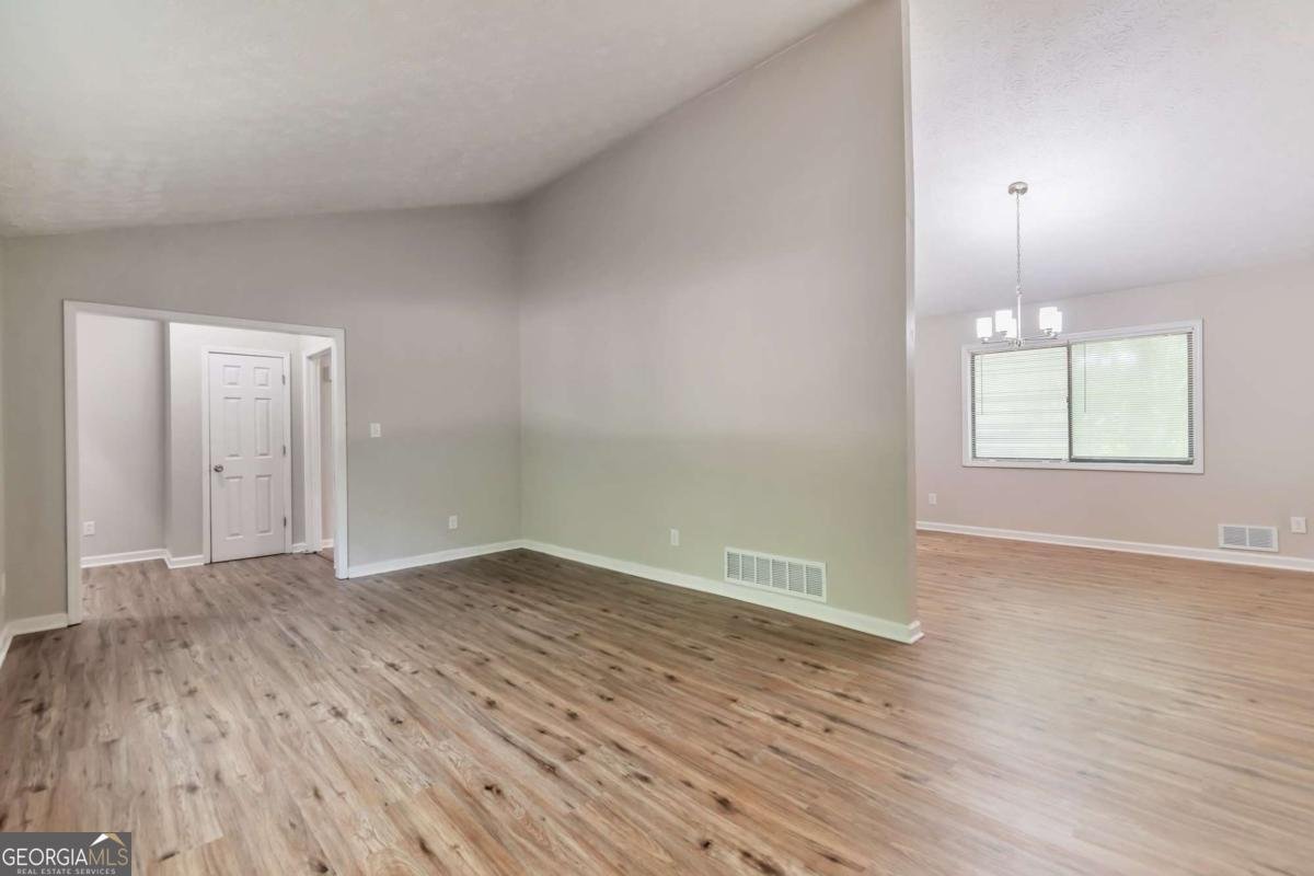 5215 Mainstreet Park Drive Stone Mountain - 9