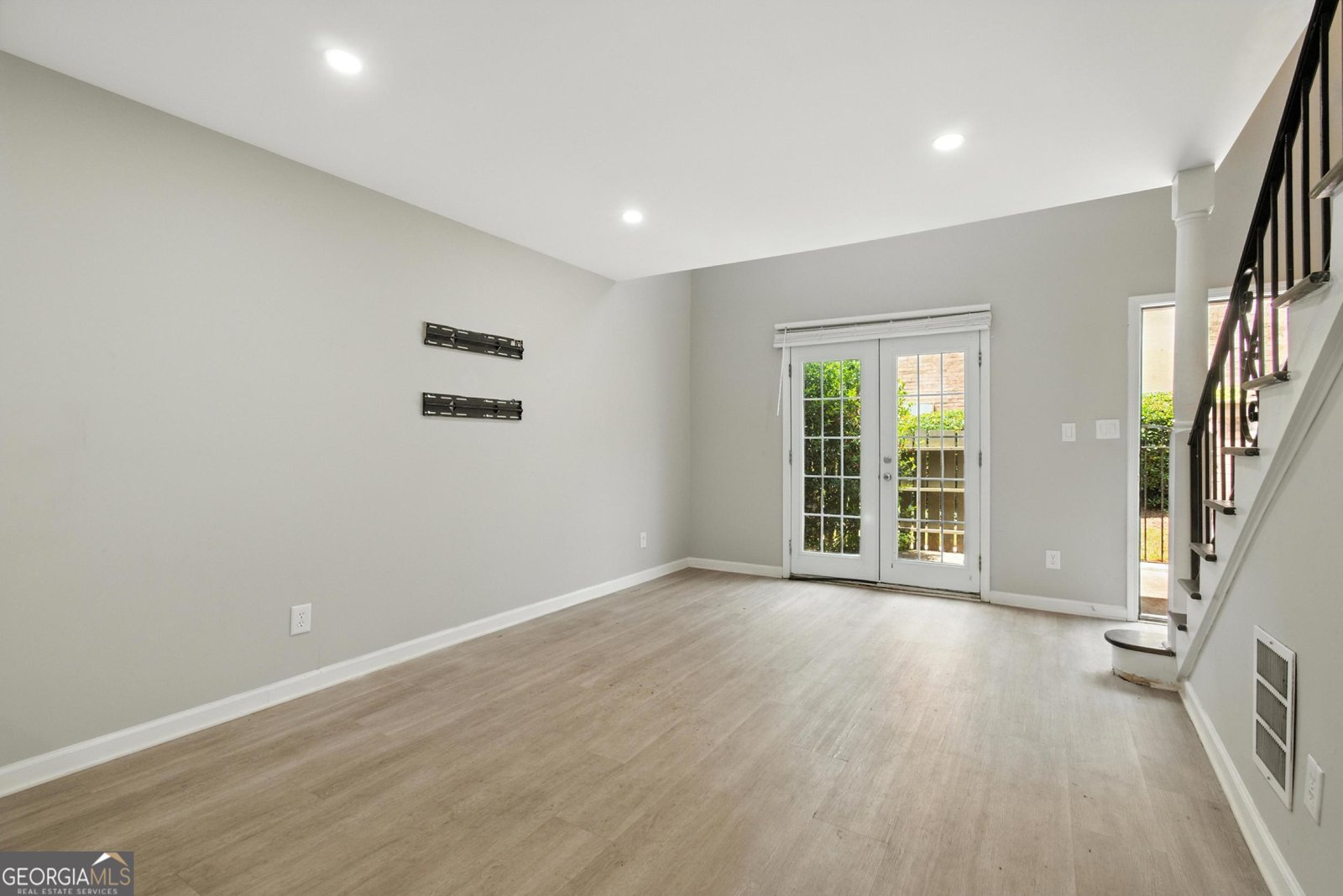6980 Roswell Road Atlanta - 13