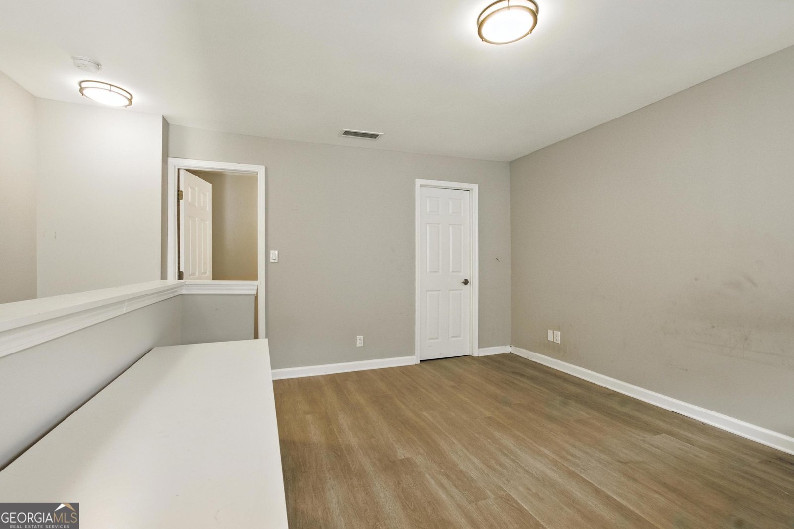 6980 Roswell Road Atlanta - 17