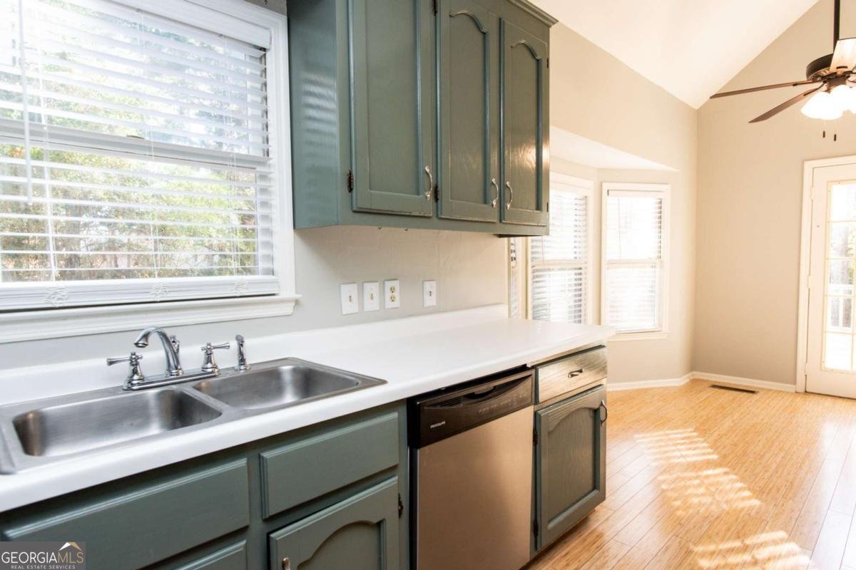 225 Shadow Moss Drive Athens - 8