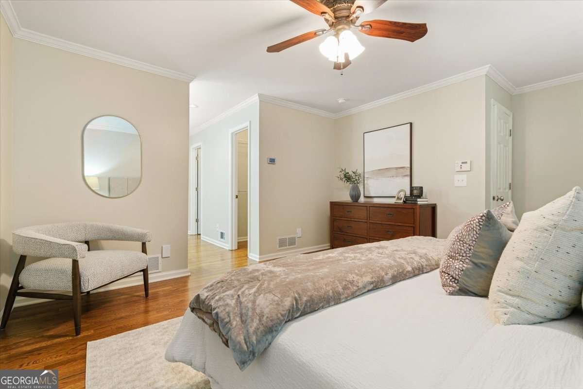 5114 Ivy Road Atlanta - 23