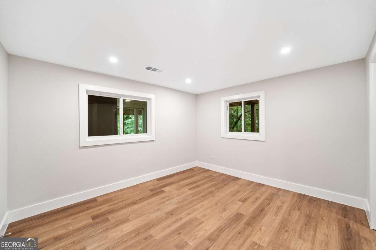 6900 Driskell Circle Cumming - 44