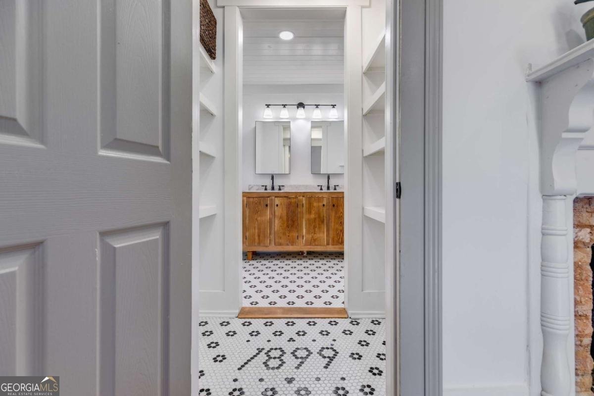 1221 Parsonage Road Madison - 25