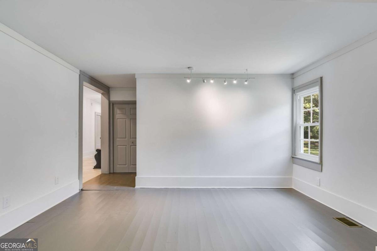 1221 Parsonage Road Madison - 37