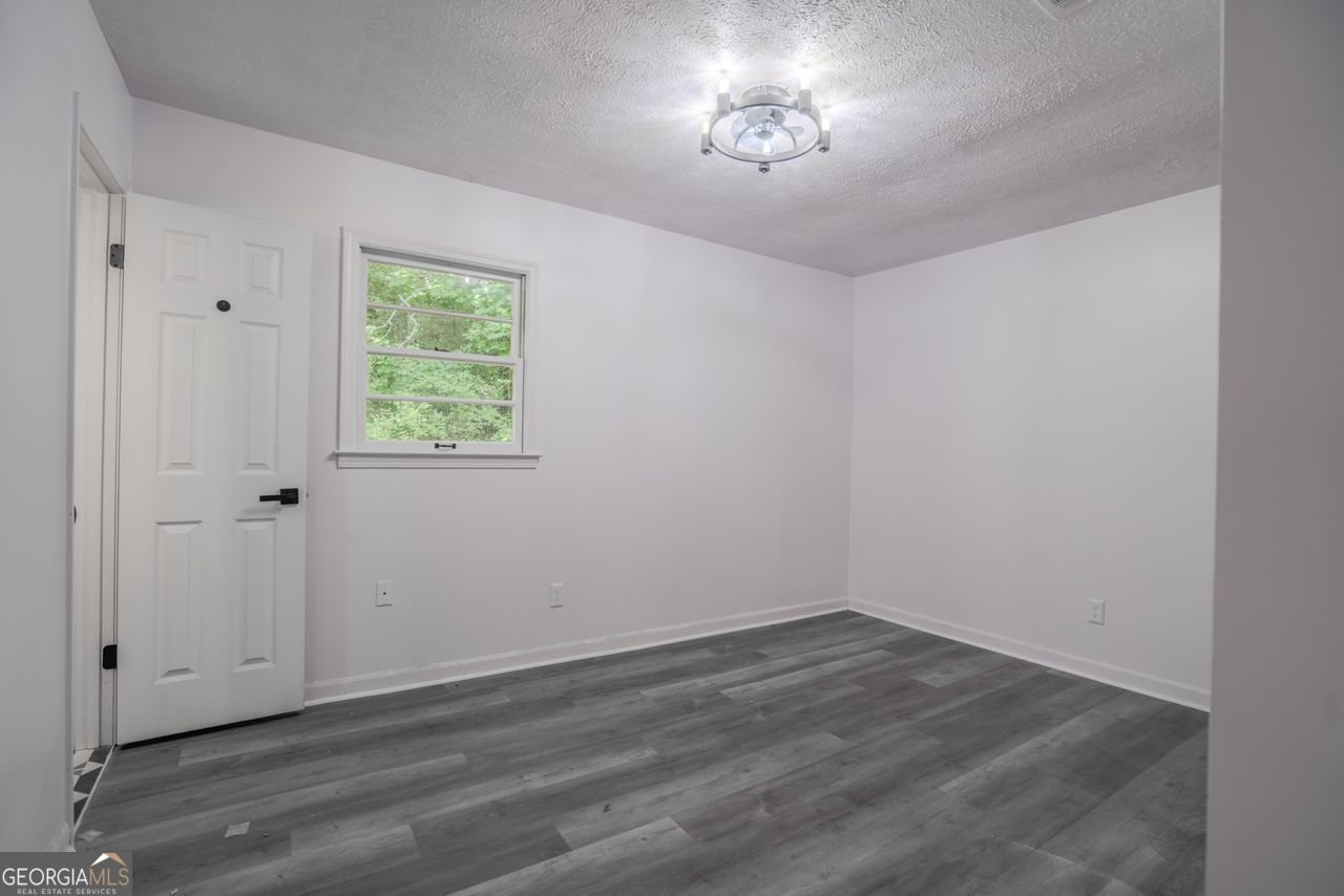 3570 BRIAR Lithia springs - 5