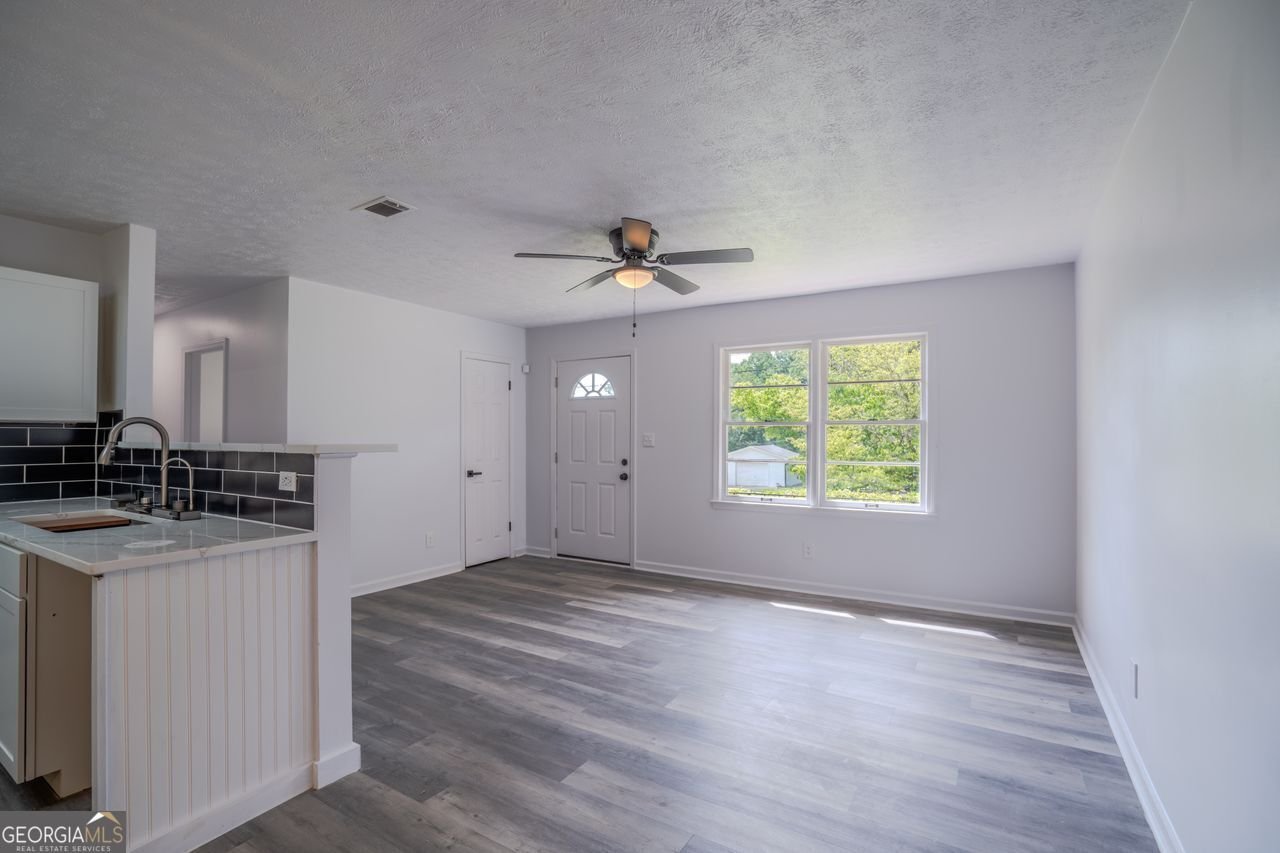 3570 BRIAR Lithia springs - 7