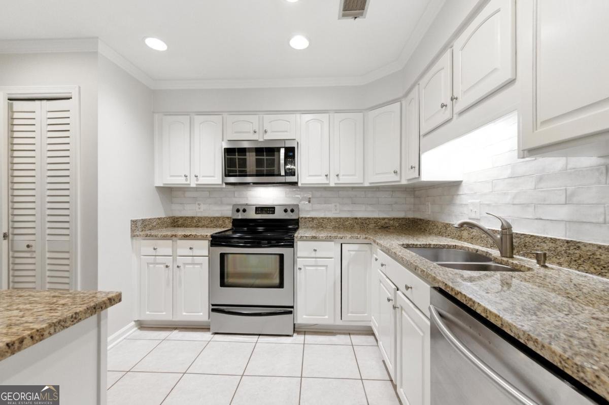 4477 Village Drive Atlanta - 12