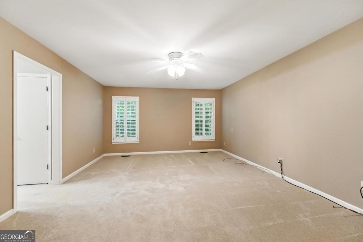 4477 Village Drive Atlanta - 19