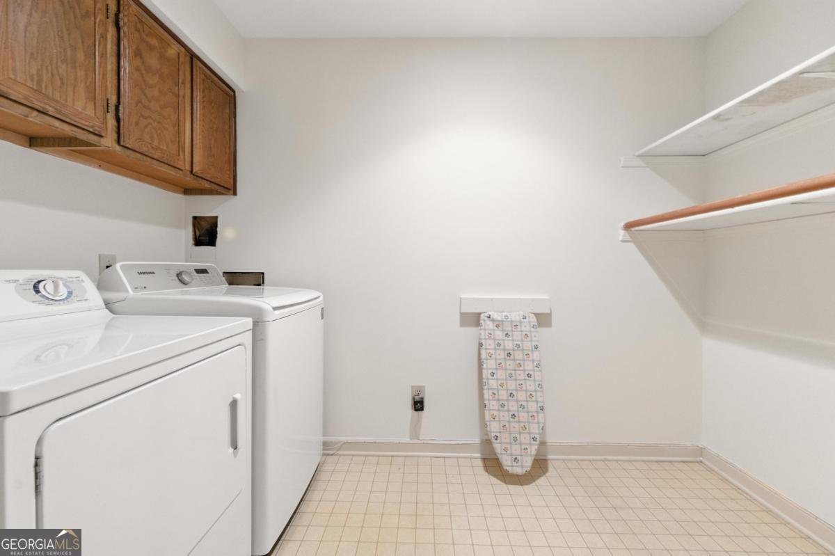 4477 Village Drive Atlanta - 25