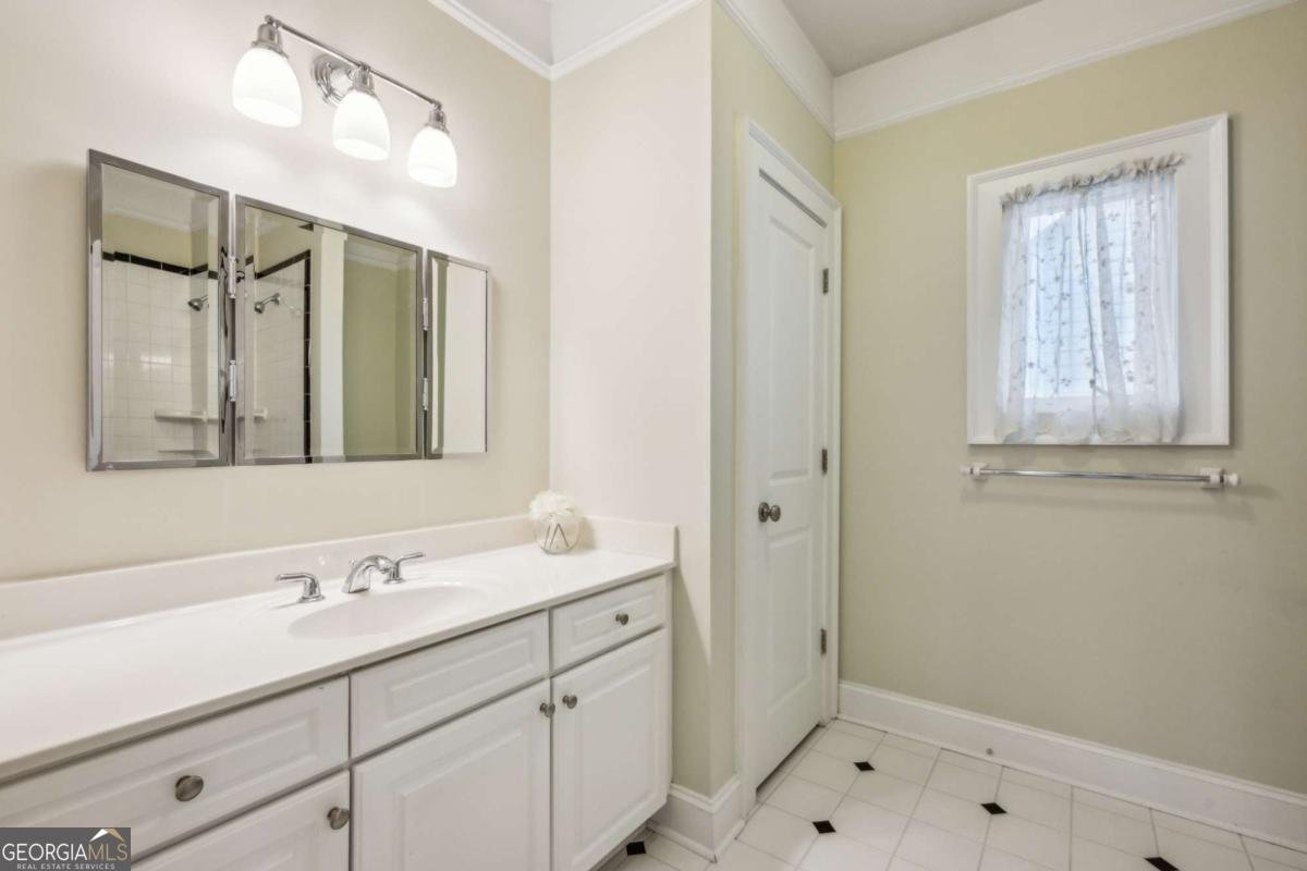 261 Elmira Place Atlanta - 7