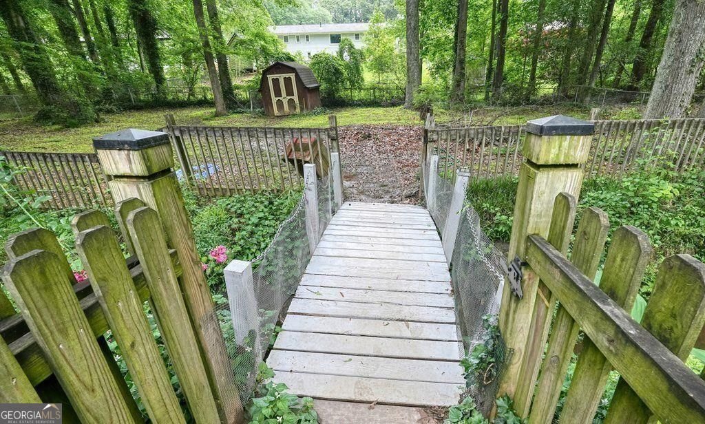 588 Benson Hurst Drive Mableton - 16