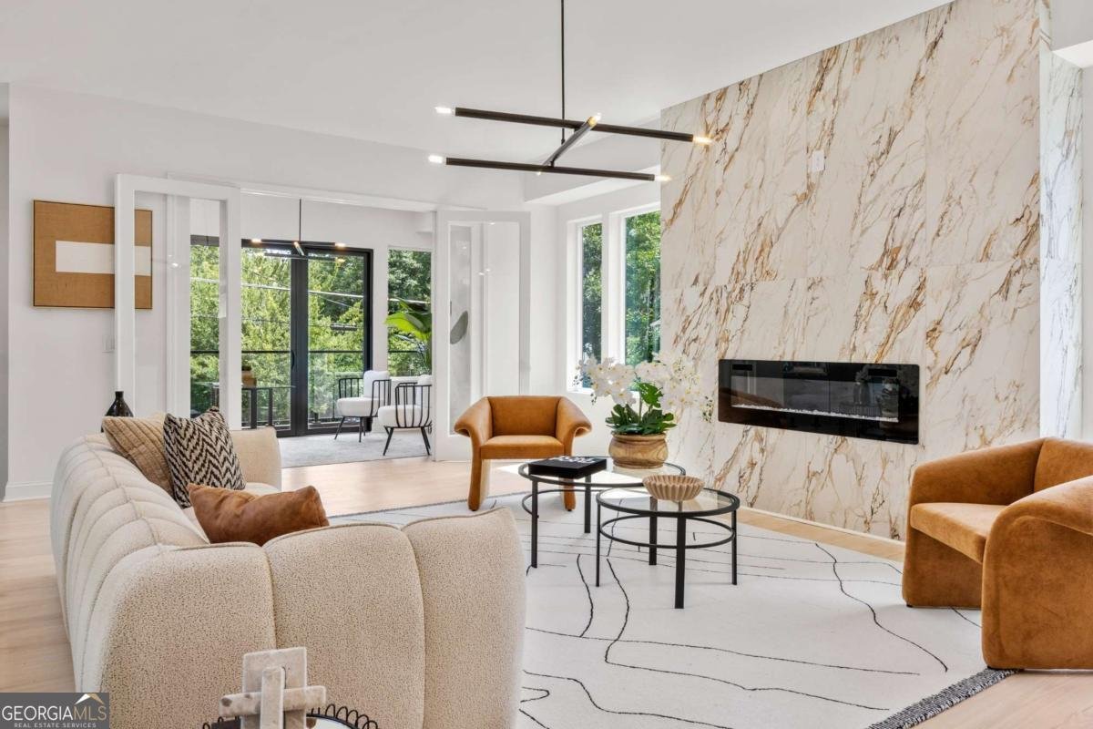 1102 Sanders Avenue Atlanta - 23