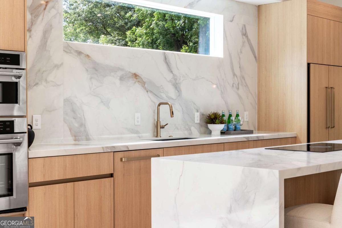 1102 Sanders Avenue Atlanta - 28