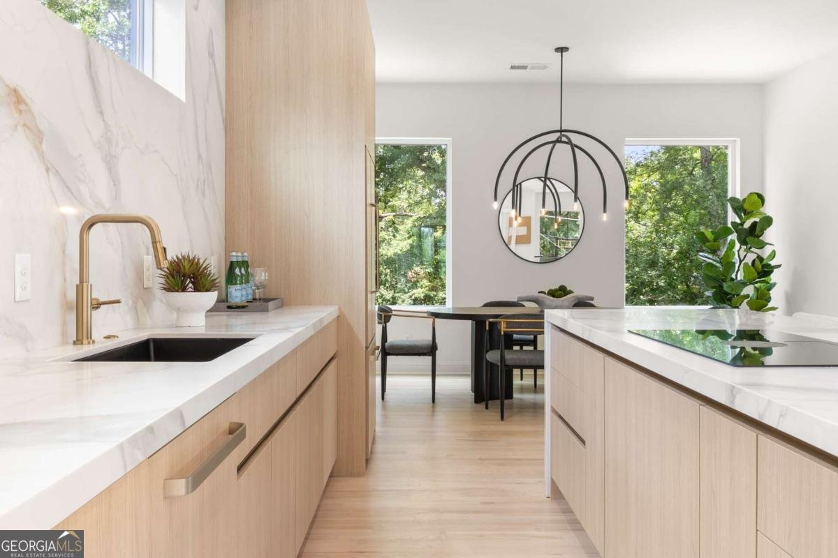 1102 Sanders Avenue Atlanta - 30
