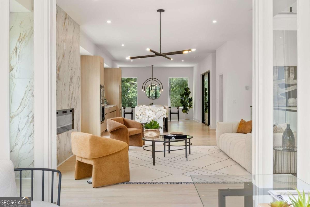 1102 Sanders Avenue Atlanta - 37