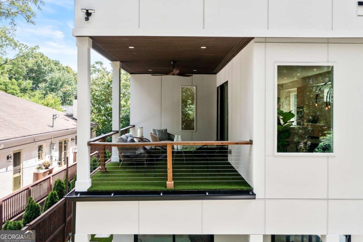 1102 Sanders Avenue Atlanta - 64