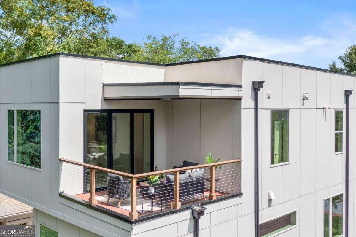 1102 Sanders Avenue Atlanta - 65
