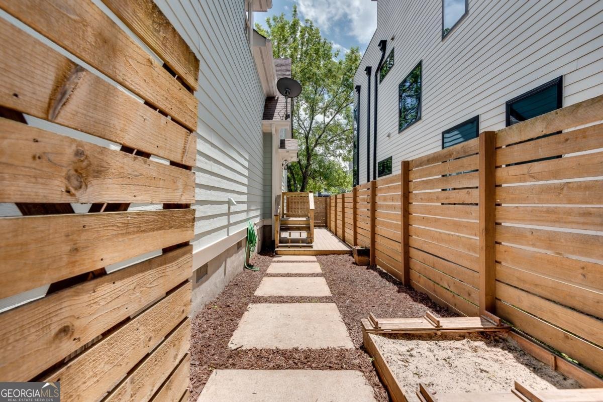 658 McGruder Street Atlanta - 31