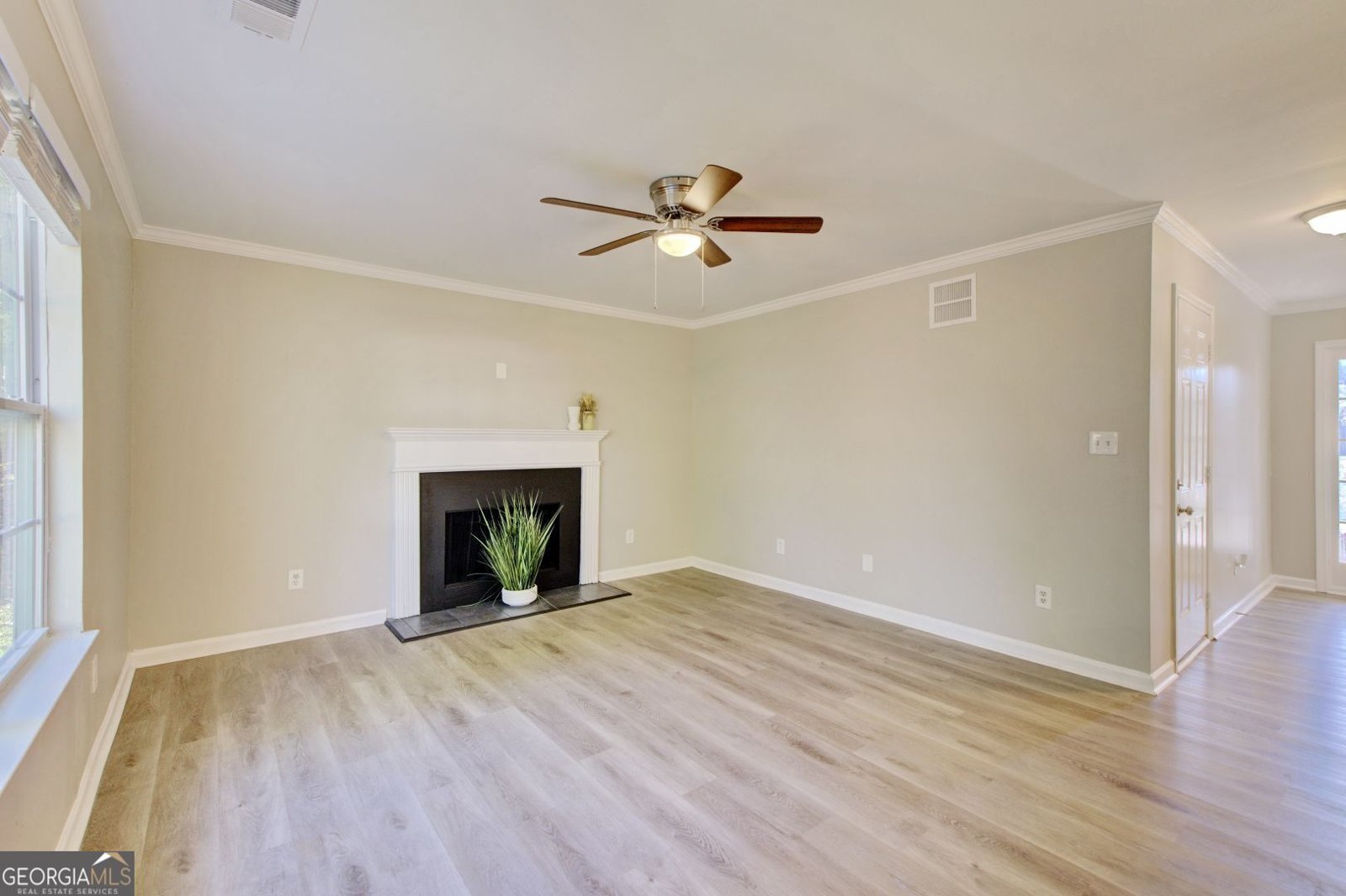 1399 Cutters Mill Drive Lithonia - 10