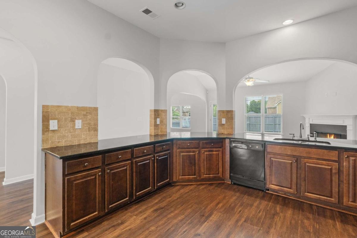 80 Pulaski Place Jonesboro - 3
