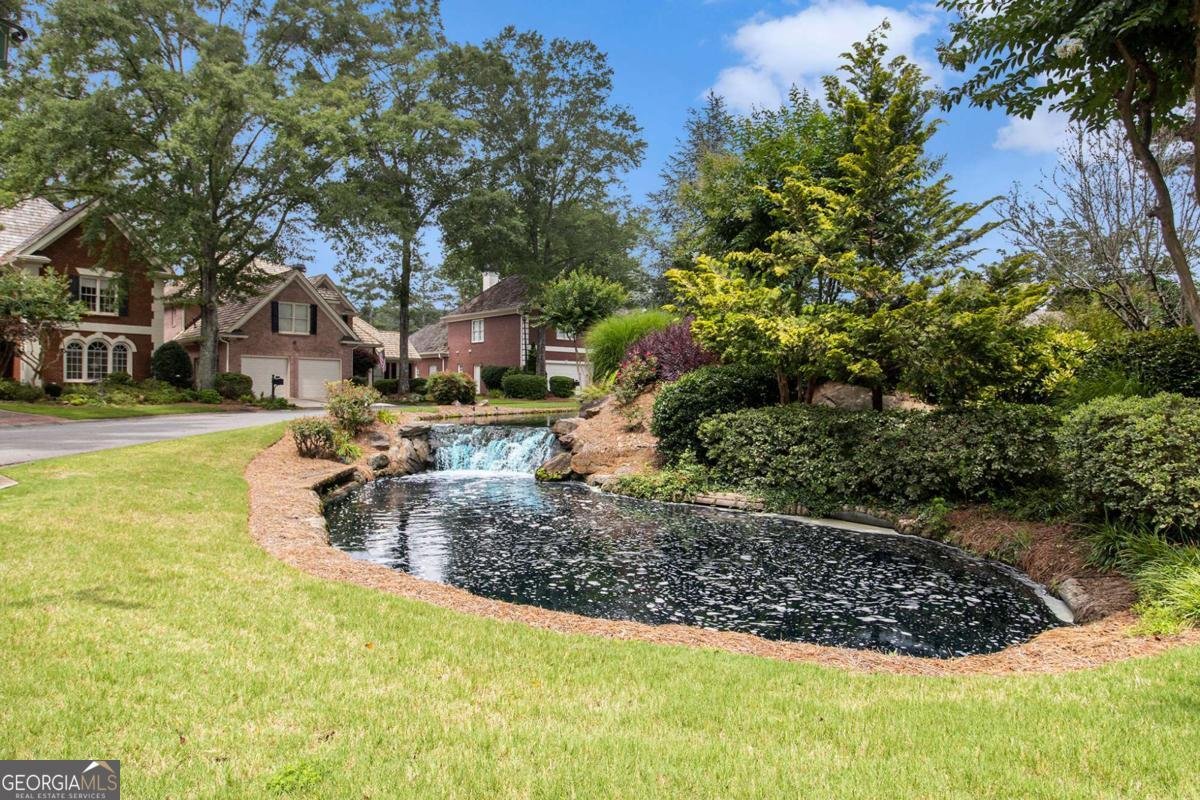 6300 Brookside Place Roswell - 3
