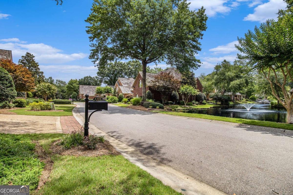 6300 Brookside Place Roswell - 7